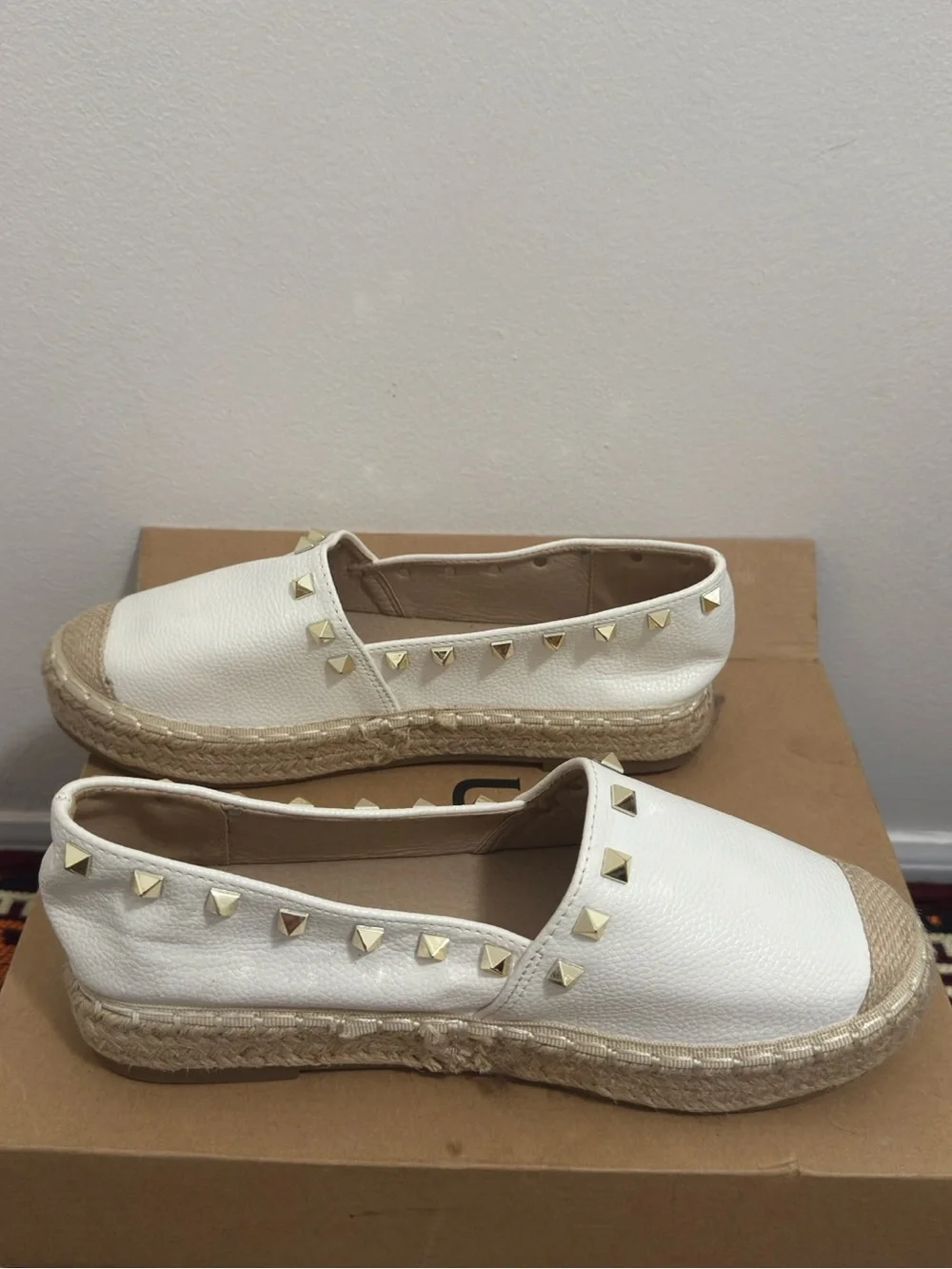 Steve Madden classic white